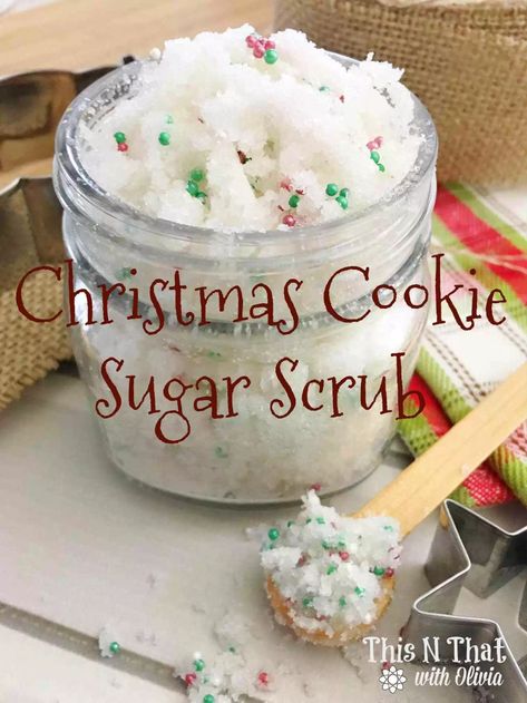 Diy Christmas Cookies, Diy Sugar Scrub Recipe, Scrub Diy, Sugar Scrub Homemade, Cookies Sugar, Sugar Scrub Recipe, Diy Body Scrub, Sugar Scrub Diy, Diy Scrub