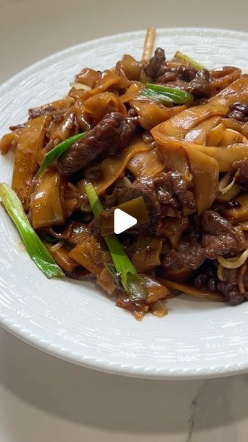 Beef Chow Fun Recipe, Wide Rice Noodles, Beef Chow Fun, Beijing Beef, Chow Fun Recipe, Chinese Noodle Dishes, Chow Fun, Rice Noodle Recipes, Dark Soy Sauce