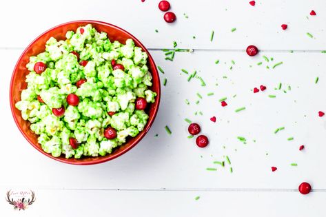 Grinch Popcorn - Ever After in the Woods Grinch Recipe Ideas, Linzer Tart Cookies, Grinch Popcorn, Italian Ricotta Cookies, Christmas Wreath Cookies, Chocolate Cherry Cookies, Candy Wafers, Ricotta Cookies, Popcorn Treats