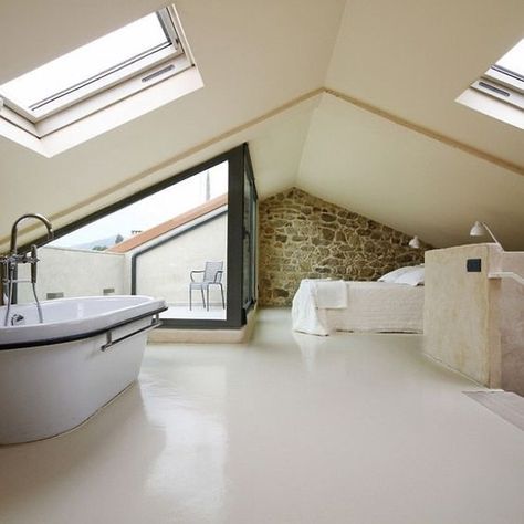 Loft Conversion Balcony, Mezzanine Design, Small Attic Bathroom, Attic Bedroom Designs, Attic Loft, Attic Bathroom, Attic Bedrooms, Loft Interiors, Attic Renovation