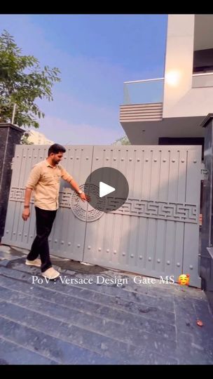 Ms Gate Design Modern, Latest Main Gate Designs, Gate Designs Modern, Aluminium Gates, Gate Designs, Aluminium Profile, Main Gate Design, Sliding Gate, Main Gate