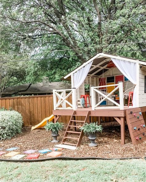 Backyard Play Spaces, Kids Backyard Playground, Play Area Backyard, Tree House Plans, Backyard Kids Play Area, Tree House Diy, Backyard Playhouse, Backyard Remodel, Backyard Paradise