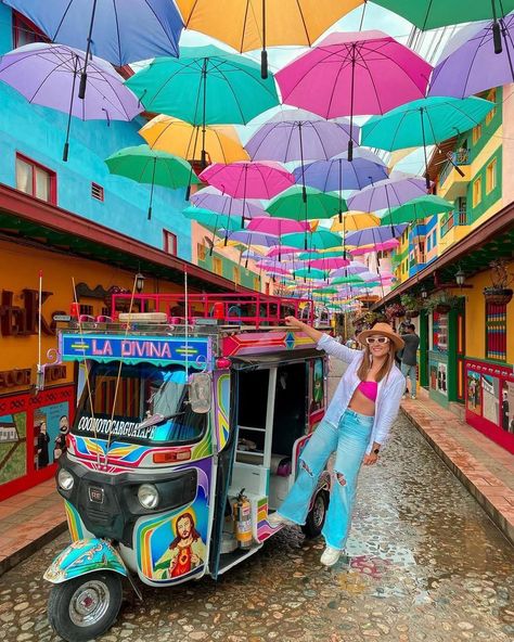 Trip To Colombia, Travel Sketchbook, Colombia Travel, Vacay Outfits, Trip Outfits, Anniversary Trips, Creative Instagram Photo Ideas, Vacation Photos, Travel Inspo