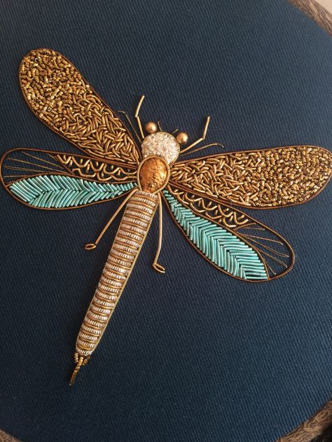 Shimmering Metallic Embroideries of Dragonflies and Other Insects by Humayrah Bint Altaf | Colossal Haft Vintage, Gold Work Embroidery, New Embroidery Designs, Diy Broderie, Brazilian Embroidery, Embroidery Motifs, Handwork Embroidery Design, Bead Embroidery Jewelry, Sewing Embroidery Designs