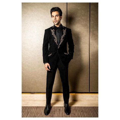 Bollywood Suits Men, Grooms Engagement Outfit, Sangeet Groom Outfit Tuxedo, Blazers For Men Reception, Engagement Look For Men, Engagement Clothes For Men, Reception Look For Groom, Groom Reception Outfit Indian, Reception Outfit For Groom