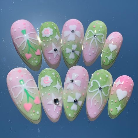 🥝🍥 Bubblegum Kiwi 🍥🥝 Cute pink and green ombré nails; perfect for the summertime 💖 ♡ Each set includes: ♡ * 10 custom nails * Mini nail filer * Mini nail buffer * Nail glue  * Nail adhesive/stickers * Cuticle pusher * Alcohol prep wipe ♡ Standard Size: ♡ * XS (3, 6, 5, 7, 9) * S ( 2, 5, 4, 6, 9) * M (1, 5, 4, 6, 8) * L (0, 4, 3, 5, 7) ♡ Custom Size: ♡ If your nails does not match the standard size, then we do accept custom nail sizes. Please make sure to leave a note of your own measurement Nail Design With Pink Base, Green Pink Nail Designs, Neon Pink Design Nails, Pink Frog Nails, Mystical Nails Green, Pink And Green Fall Nails, Nail For Kids Cute, Fairy Nail Art Design, Pink And Green Nails Short