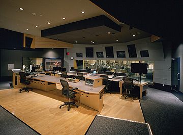 d Studio Music Room, Music Room Design, Music Recording Studio, Audio Studio, Recording Studio Design, Recording Studio Home, Music Studio Room, Home Recording Studio, Sound Studio