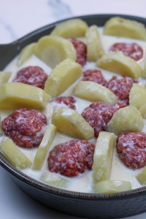 Meatballs with Potatoes and Cheese Meatballs And Potato Slices, Meatballs And Sliced Potatoes, Boiled Potatoes And Meatballs, Meatball And Potato Casserole, Meatballs With Potatoes, Meatball Potato Casserole, Meatballs And Potatoes Recipes, Meatball And Potatoes, Meatball Potato