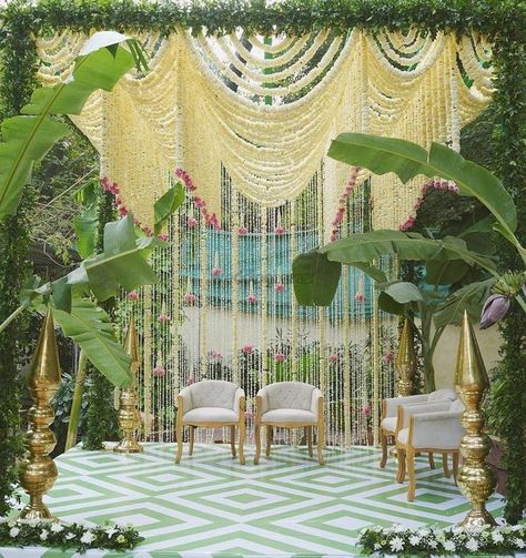 South Indian Mandap Decor, Indian Mandap Decor, South Indian Wedding Decorations, South Indian Mandap, South Indian Wedding Decor, Indian Wedding Decor Ideas, Indian Mandap, Leaf Decor Wedding, Indian Wedding Stage