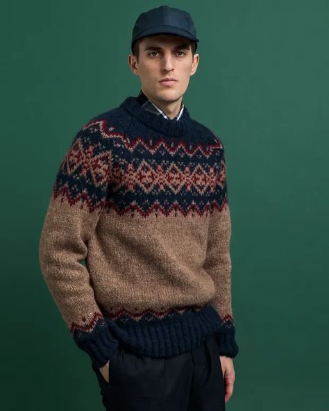 Cottagecore Aesthetic Outfits, Fair Isle Pullover, Preppy Gifts, Light Fashion, Mens Knit, Aesthetic Outfits Men, Fair Isles, Bah Humbug, Wool Overcoat