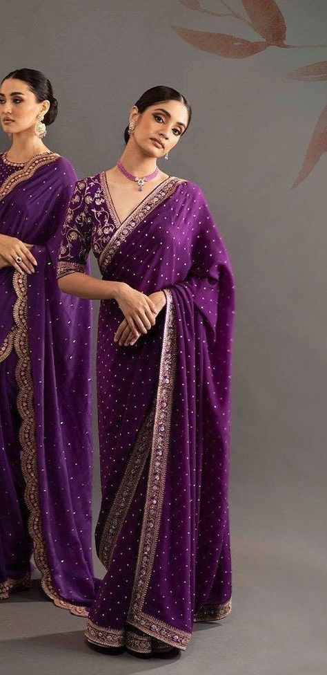 Reception Saree Look For Bride Sister, Blouse Design For Georgette Saree, Same Colour Saree And Blouse Designs, Purple Colour Saree Contrast Blouse, Cut Work Saree Designs, Reception Saree For Bride Sister, Blouse Designs For Georgette Sarees, Purple Saree Look, Georgette Blouse Designs