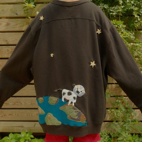 space cows ☄️🐄 front n back crewneck made with secondhand garments & scraps ¡july 25!!!✨ size 3xl Diy Sweatshirt, July 25, Crafty Craft, Fit Inspo, Sewing Inspiration, Sewing Ideas, Fitness Inspo, Art Art, Custom Clothes