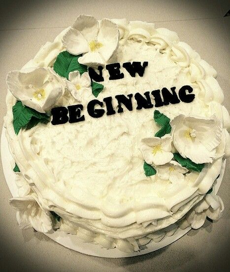 New beginning cake New Beginning, Girly Photography, New Beginnings, Birthday Cake, Bee, Cake, Birthday, Photography, Quick Saves