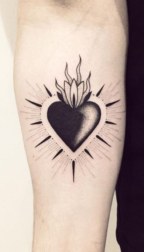 Heart Of Jesus Tattoo, Sagrado Corazon Tattoo, G Tattoos, Traditional Heart Tattoos, Best Cover Up Tattoos, Sacred Heart Tattoos, G Tattoo, Tattoo Me, Wicked Tattoos