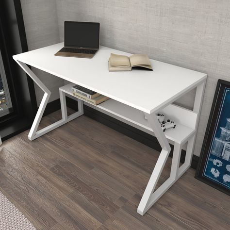 Computer table design