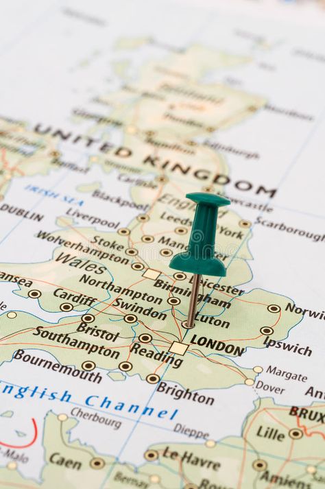 Uk Map Aesthetic, London Map Aesthetic, United Kingdom Aesthetic, Maps With Pins, Kingdom Map, United Kingdom Map, Uk Map, Maps Aesthetic, Travel Map Pins