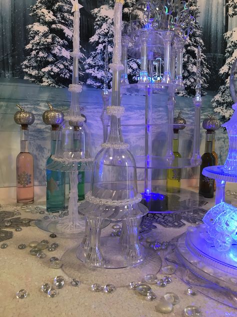 Yule Ball Wedding Theme, Yule Ball Prom Theme, Hogwarts Yule Ball Aesthetic, Yule Ball Birthday Party, Yule Ball Themed Party, Yule Ball Party Ideas, Harry Potter Yule Ball Party, Yule Ball Decorations, Goblet Of Fire Party