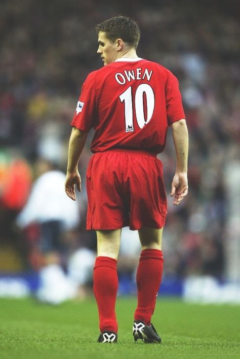 Micheal Owen Liverpool N°10 Liverpool Fc Team, Liverpool You'll Never Walk Alone, Ynwa Liverpool, Liverpool Champions, Liverpool Legends, Liverpool Soccer, Michael Owen, Legends Football, Football Players Images