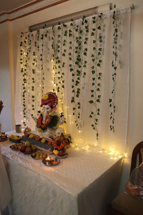 Ganesh Dekoreshan, Ganpati Simpal Decoration, Ganesh Ji Simple Decoration At Home, Home Ganesha Decoration, Mandir Lighting Ideas, Ganpatiji Decoration At Home, Very Simple Ganpati Decoration, Simple Decoration Ideas For Ganpati, Ganapati Decoration Home