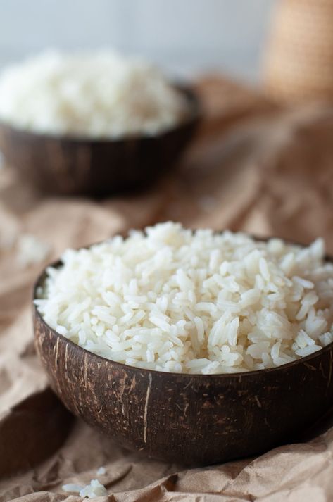 Dominican White Rice (Arroz Blanco) - One Sweet Harmony Dominican White Rice, Make Step By Step, White Rice Recipes, Hispanic Kitchen, Steamed White Rice, Popular Side Dishes, Bulgogi Beef, Cooking White Rice, Plantains Fried