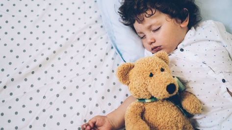 Toddler Sleep Guidelines You Need to Know | Parents Toddler Sleep Regression, Toddler Sleep Training, Ways To Fall Asleep, Sleep Training Methods, Teaching Toddlers, Toddler Fall, Toddler Sleep, Parenting Toddlers, Sleep Training