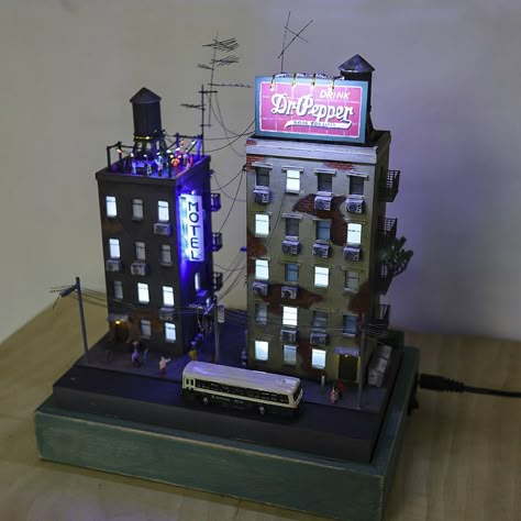 This is the work of a model workshop. Diorama Buildings City, Mini City Model, Diorama Ideas Models, Diorama Town, Diaroma Ideas Projects, Diy Edgy Clothes, Diorama City, Diaroma Ideas, City Diorama