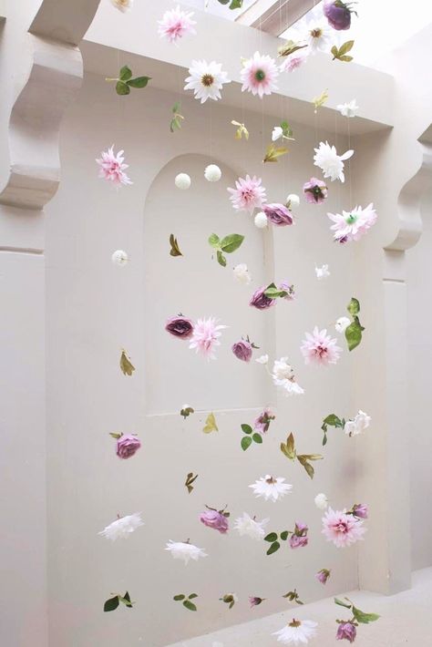 Hanging Flower Garland, Custom Hanging Flowers Kit, DIY Ceiling Flower Set, Floating Flower Wall Hanging Backdrop for Wedding/ Birthday Floating Flower Wall, Hanging Flower Garland, Paper Flower Backdrop Diy, Hanging Backdrop, Diy Girlande, Floating Flower, Flower Garland Wedding, Flower Curtain, Future Room