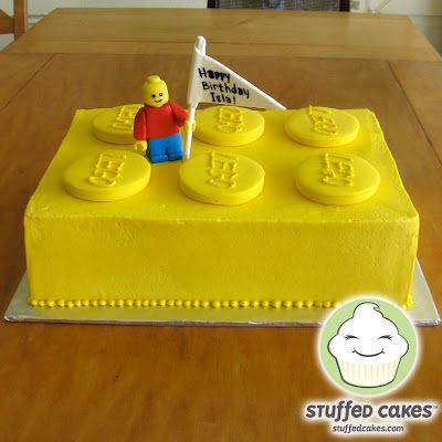 Lego Torte, Lego Birthday Cake, Lego Themed Party, Fest Mad, Lego Cake, Lego Birthday Party, Lego Man, Lego Birthday, Lego Party