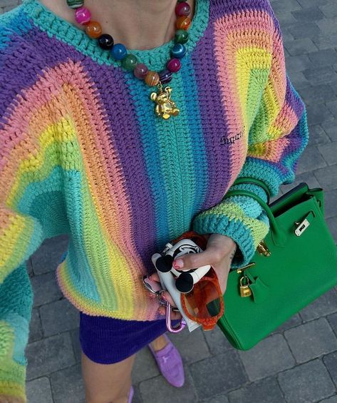 Tejido Aesthetic, Fancy Sweater, Messy Life, Crochet Case, Crochet Inspo, Diy Crochet Projects, Non Stop, Colourful Outfits, Women Trends