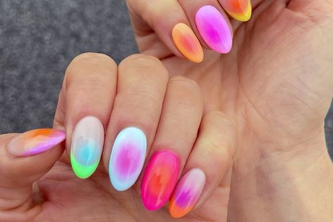 Airbrush Nail, Airbrush Nail Art, Nail Color Combos, Makeup Nails Art, Airbrush Nails, Cleaning Gift, Nail Trend, Entertaining Gifts, Subscription Gifts