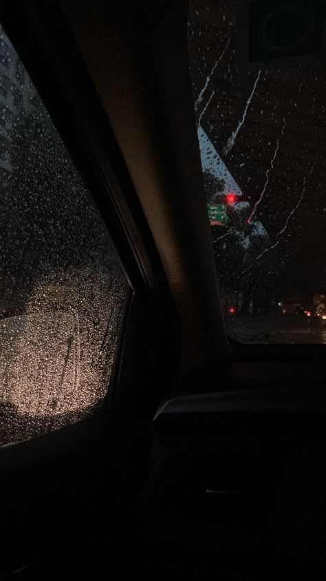 Night Rain Car Snap, Hearts Astethic, Converse Aesthetic, Short Instagram Quotes, Aesthetic Types, Light Academia Aesthetic, Night Rain, I Love Rain, Snap Streak Ideas Easy