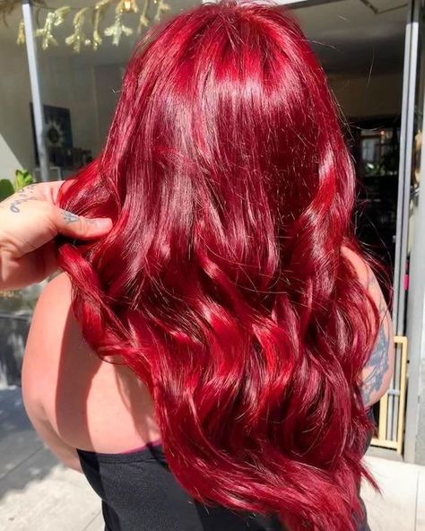 Dark Vibrant Red Hair, Dark Red Roots Light Red Ends, Madelaine Core, Red Hair Bright Cherry, Artic Fox Poison, Color Rojo Pelo, Full Red Hair, Pelo Color Rojo, Intense Red Hair Color