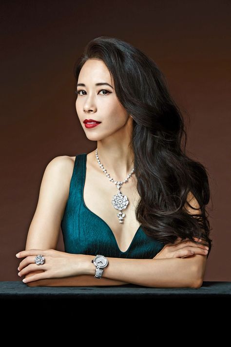 Karen Mok Karen Mok, Half Time, Cover Story, Golden Girl, Pop Singers, Female Singers, Chinese Actress, Top Photo, Watch Necklace