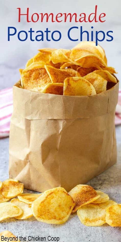 Healthy Junk Food Recipes, Healthy Snacks Aesthetic, Homemade Potato Chips Recipe, Wallpapers Food, Lunches For School, Tattoo Food, Potato Chips Recipe, Homemade Potato Chips, Chicken Aesthetic