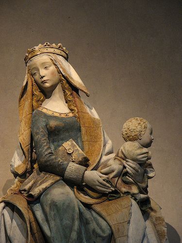 Notre Dame de Grasse  15th cent. Provenance uncertain. Musée des Augustins, Toulouse. Spanish Paintings, Antique French Country, Istoria Artei, Madonna And Child, Catholic Art, Medieval Art, Blessed Mother, Sacred Art, Religious Art