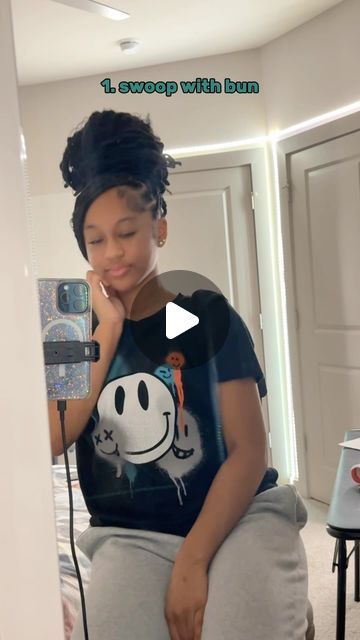 35K likes, 21 comments - gracearchivess_ on March 12, 2024: "how do you like to style your soft locs? - - -#softlocs #softlocstyles #boholocs #hairinspo #lilkeed #nexthairstyle #contentera #influencerera #trending #viral #reels #bohemianlocs #idomyownhair #blowthisup #locshairstyle". Soft Locs Hair Packs, Cute Hairstyles To Do With Soft Locs, Hair Styles With Soft Locs, Soft Locs Hairstyles Ideas Bun, Locs Swoop Ponytail, Hair Styles For Soft Locks, Baddie Locs Hairstyles, Styles For Soft Locs For Women, Soft Loc Bun