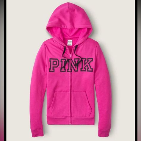 Victoria Secret Pink Logo, Pink Hoodie Victoria Secret, Victoria Secret Outfits, Victoria Secret Hoodies, Pink Victoria Secret, Pink Jacket, Cute Simple Outfits, Pink Sweatshirt, Pink Hoodie