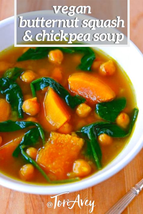 Vegan Butternut Squash and Chickpea Soup - Low fat, low calorie soup with butternut squash, chickpeas, spinach, turmeric, cumin, cinnamon and cayenne. | ToriAvey.com #kosher #middleeastern #pareve #dairyfree #chickpea #butternutsquash #soup #spinach #healthy #vegan #vegetarian #low calorie #TorisKitchen Soup With Butternut Squash, Vegan Butternut Squash Soup, Vegan Butternut Squash, Fall Eats, Low Calorie Vegan, Low Calorie Soup, Chickpea Soup, Meatless Monday Recipes, Superfood Recipes