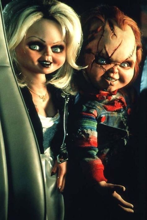 Tiffany Chucky Bride Aesthetic, Chucky And Tiffany Costume, Tiffany Bride Of Chucky, Tiffany Chucky Bride, Tiffany Bride, Chucky Movies, Grafika Vintage, Childs Play Chucky, Chucky Doll