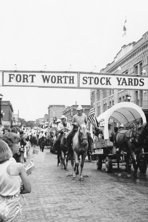 RSM Design completed Environmental Graphic Design, Wayfinding Signage Design, Placemaking Design, and Master Sign Programs for the Fort Worth Stockyards.