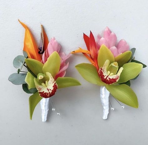 Tropical Boutonniere, Bridesmaid Bouquet Ideas, White Orchid Bouquet, Tropical Wedding Bouquets, Tropical Wedding Inspiration, Jamaica Wedding, Tropical Wedding Flowers, Orchid Bouquet, Floral Pins