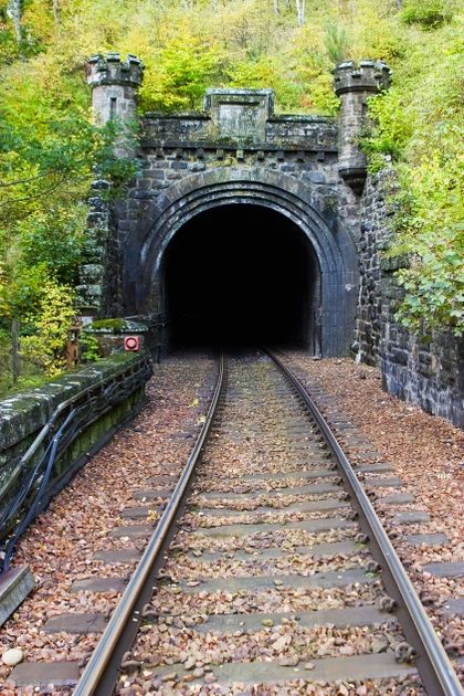 Train Tunnel Train Tunnel, Brick Arch, Abandoned Train, Railroad Pictures, Railway Track, Model Train Scenery, Train Art, Old Trains, Old Train