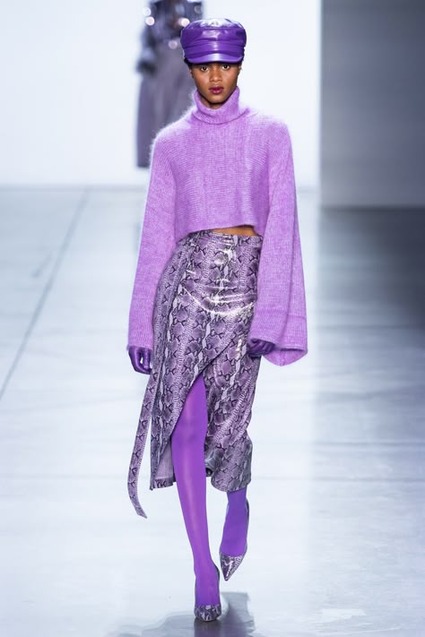 Sally LaPointe Fall 2019 Ready-to-Wear Collection - Vogue Mode Purple, Sally Lapointe, Fashion Stand, Long Sleeve Pattern, Purple Outfits, Sleeve Pattern, Winter Mode, Purple Fashion, Base Coat