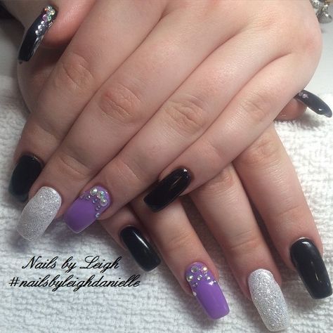 Black Purple And White Nails, Purple Black White Nails, Black White And Purple Nails, Purple Black And White Nails, Purple Black And Silver Nails, Lilac And Black Nails, White Sparkly Nails, Black Sparkle Nails, Black And Purple Nails