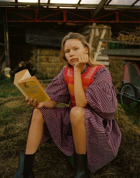 Rebekka Eriksen L’Officiel Austria Dennis Stenild Fashion Editorial Striped Knitwear, Breezy Dress, 인물 사진, On The Ground, Fashion Editorial, Fashion Photoshoot, Photography Inspo, Fashion Stylist, Mode Outfits