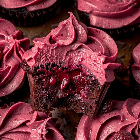 Chocolate Raspberry Cupcakes Recipe Raspberry Filled Cupcakes, Raspberry Cupcake Recipes, Blackberry Cupcakes, Zucchini Cupcakes, Chocolate Raspberry Cupcakes, Raspberry Cupcakes, Raspberry Buttercream, Chocolate Bourbon, Raspberry Preserves