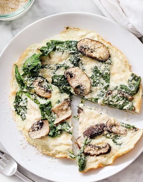 Egg White Breakfast Recipes, Egg White Breakfast, Egg White Recipes, Spinach And Mushroom, Healthy Brunch, Healthy Breakfast Recipes Easy, Clean Eating Breakfast, Foodie Crush, Eating Eggs