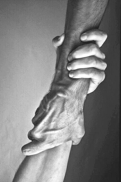 Holding Each Other, Hand Photography, Hand Drawing Reference, Hand Reference, Foto Ideas Instagram, Anatomy Reference, Creative Drawing, Jesus Pictures, Anatomy Art