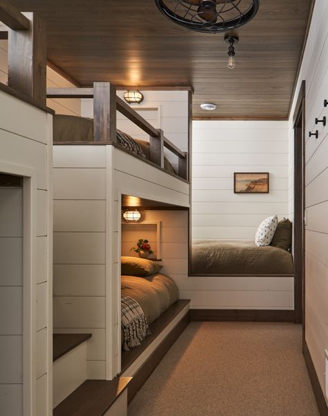 Mountain Bunk Room, Built Bunk Beds, Lake House Bunk Rooms, Bunk Bed Wall, Bunk Room Ideas, Lakefront Cabin, Three Season Porch, Cabin Interior Design, Bunk Beds Built In