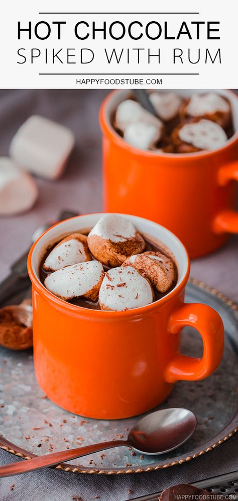 Hot chocolate spiked with rum is an easy recipe, this boozy drink is ready in 6 minutes and has a rich taste. #hotchocolate #hotcocoa #rum #drinks #cocoa Hot Chocolate Spiked, Boozy Hot Chocolate, Spiked Hot Chocolate, Rum Recipes, Boozy Drinks, Rum Drinks, Homemade Hot Chocolate, Hot Chocolate Mix, Vegetable Drinks